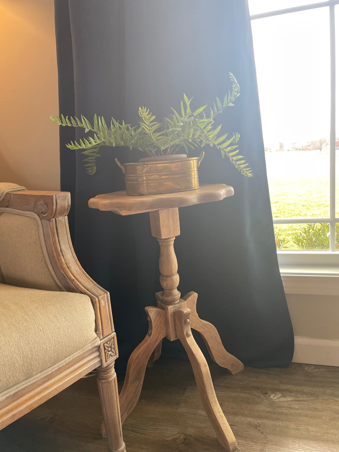 Brass planter