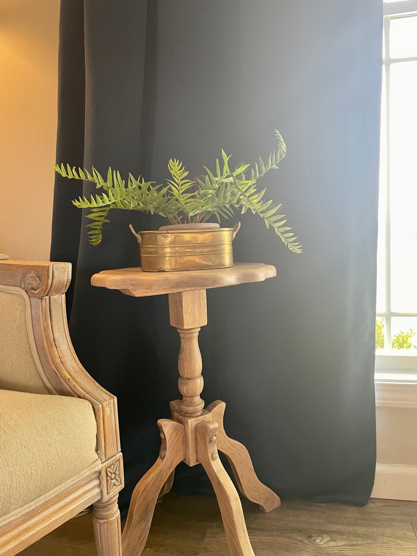 Brass planter