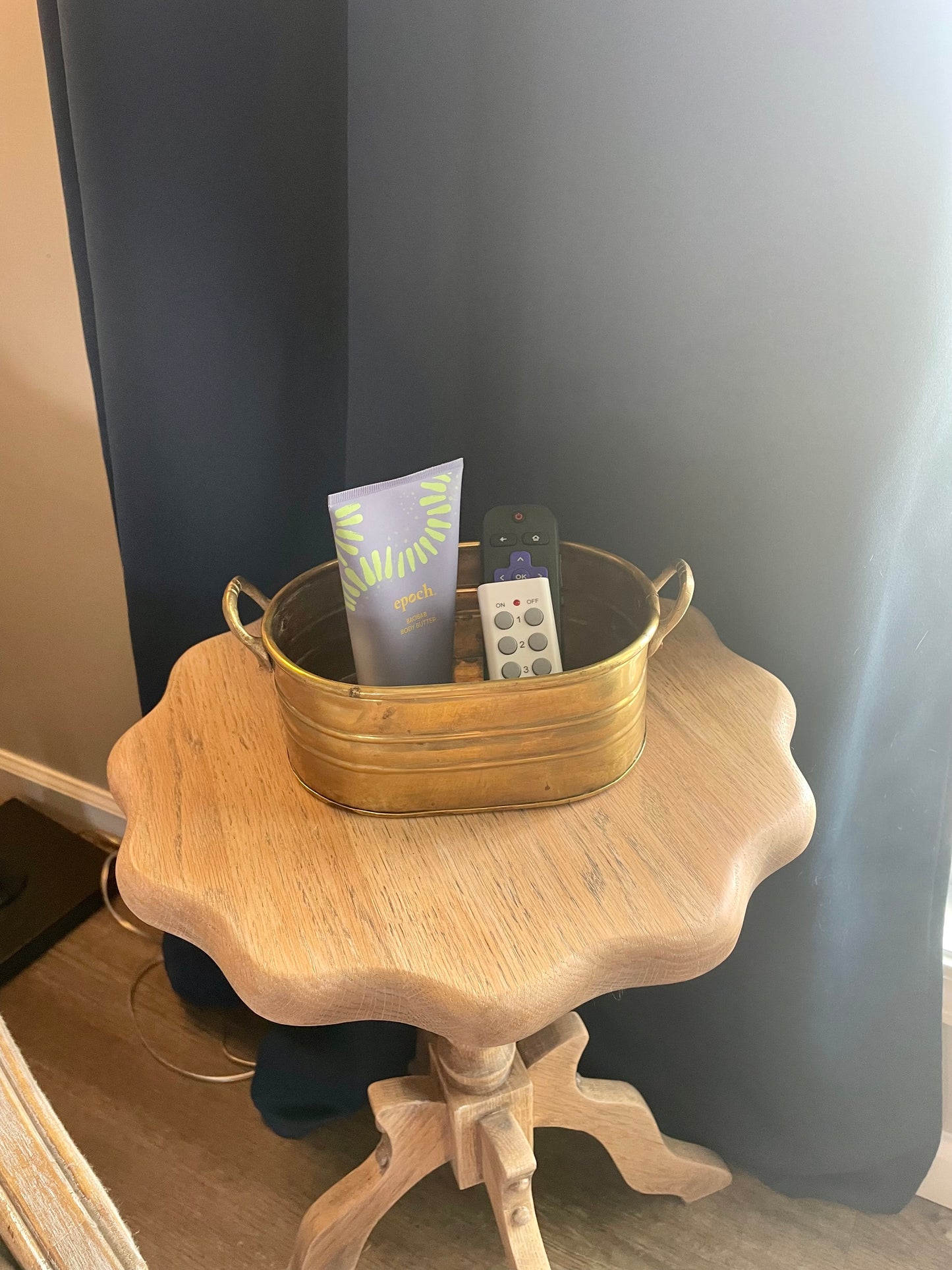 Brass planter