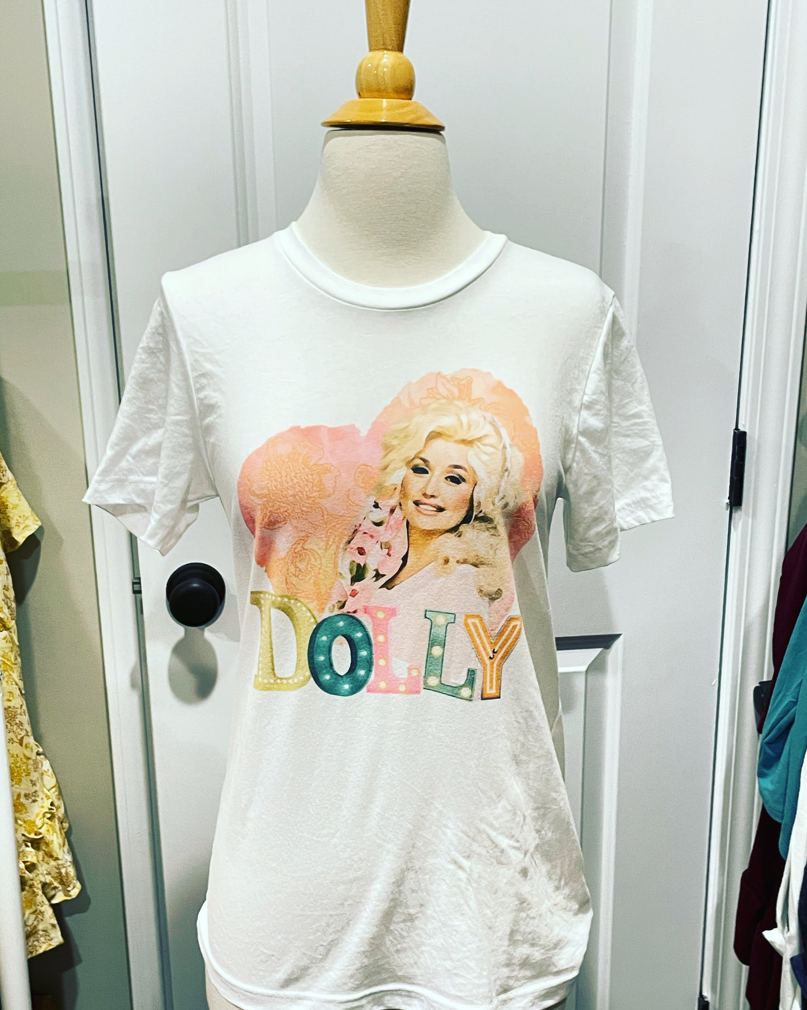 Dolly Graphic T-Shirt