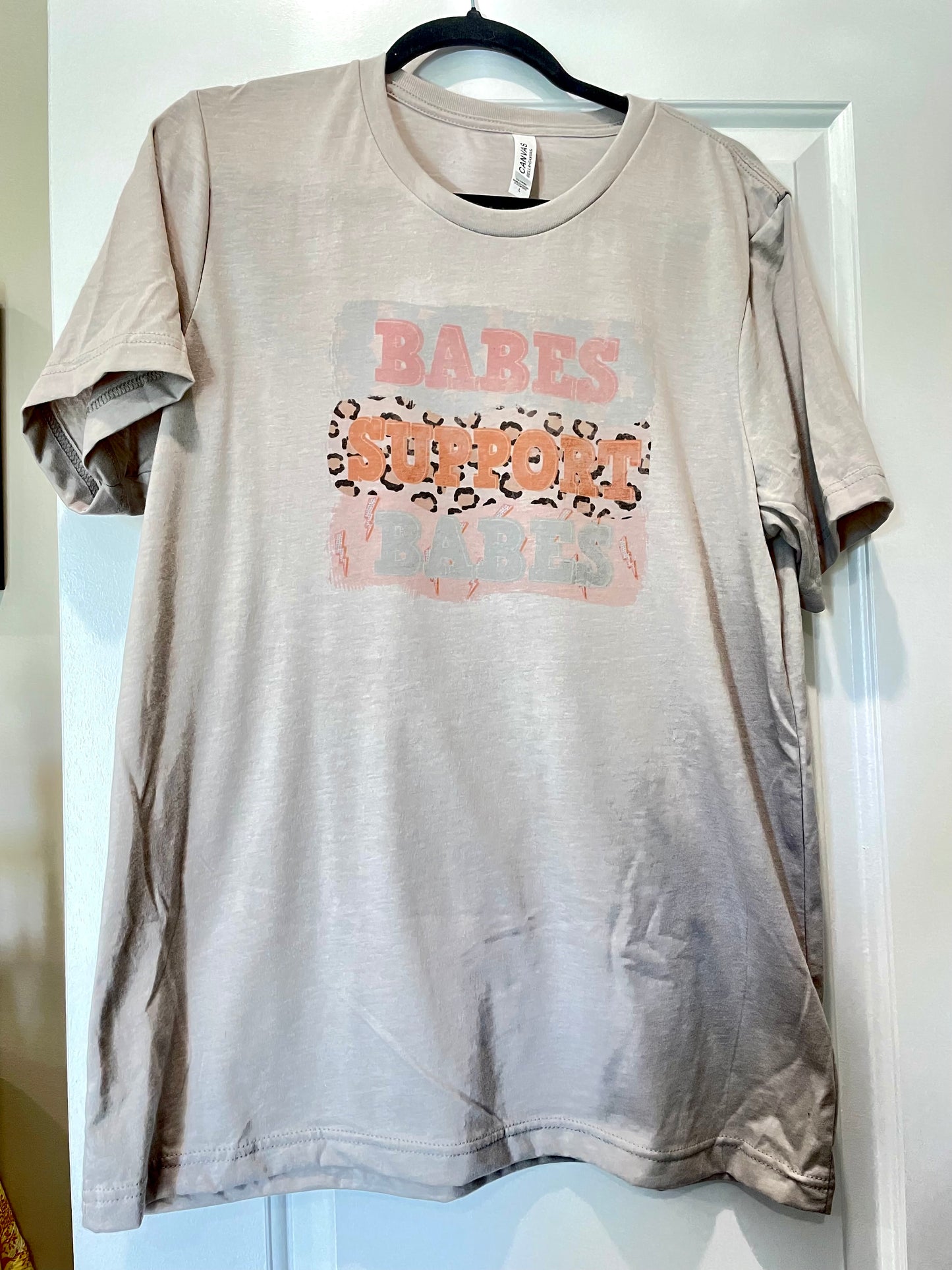 Babes support Babes Graphic T-shirt